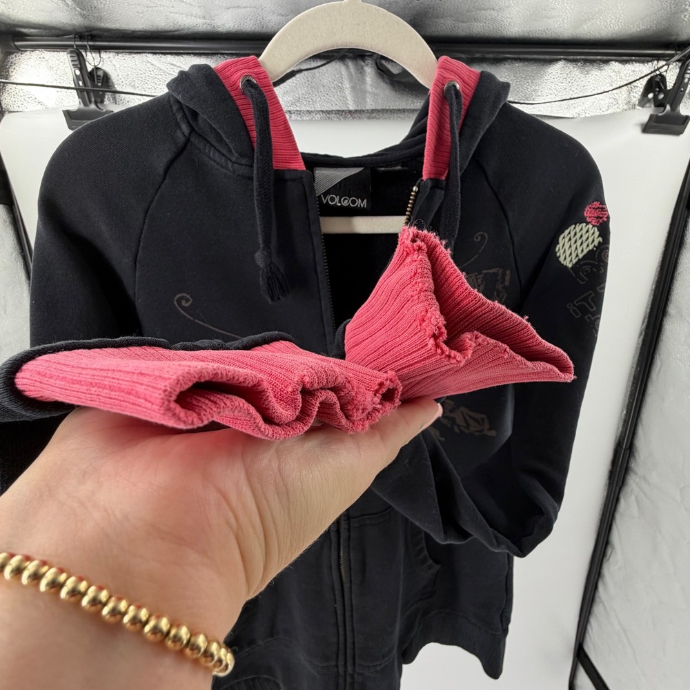 Y2K Volcom Womens Black Pink Graphic Zip Up Hoodie Y2K Butterfly Skate - Picture 7 of 8
